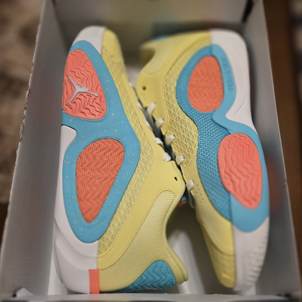 Jordan Tatum 2 in the "Lemonade" colorway